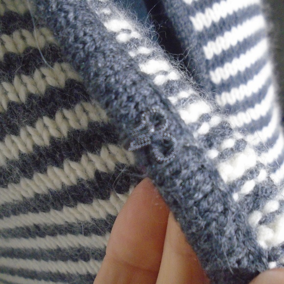 TALBOTS Merino/Angora Striped Cropped Cardigan SP - Picture 6 of 8